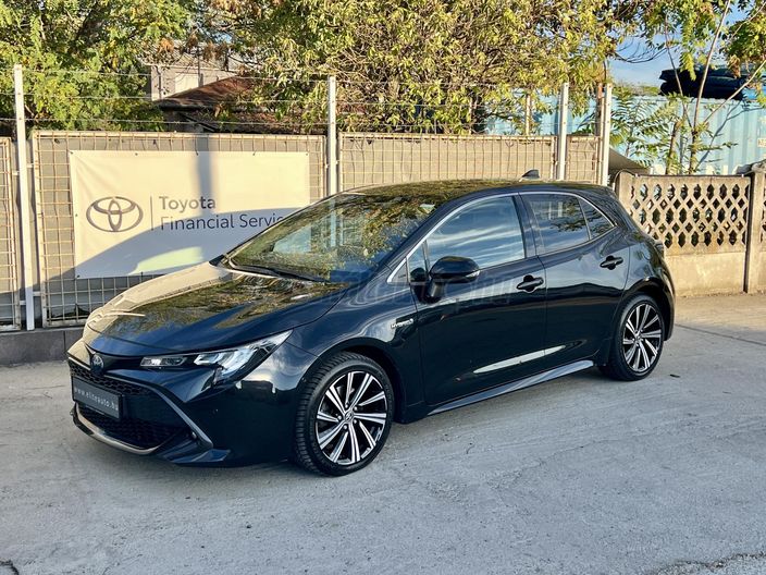TOYOTA COROLLA 2.0 Hybrid Comfort Style Tech e-CVT