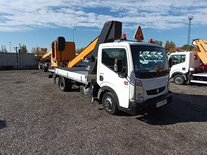 RENAULT MAXITY