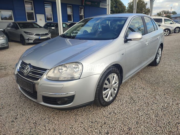 VOLKSWAGEN JETTA 1.9 PD TDI Trendline