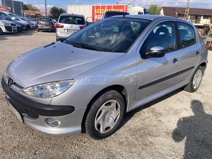 PEUGEOT 206 1.1 Look