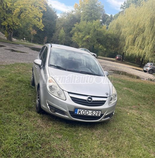 OPEL CORSA D 1.4 Cosmo