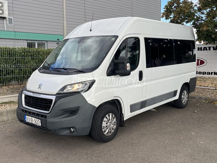 PEUGEOT BOXER 2.2 HDi 330 Combi L2H2 Premium