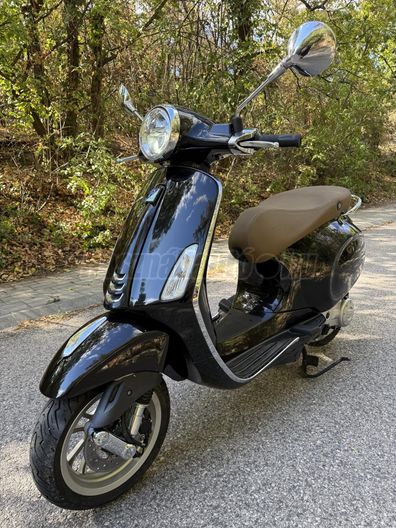 VESPA PRIMAVERA 50 4T