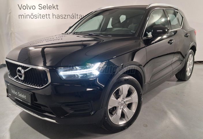 VOLVO XC40 2.0 [T4] Momentum Pro Geartronic