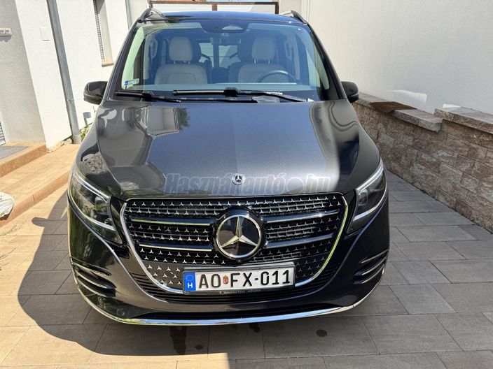 MERCEDES-BENZ V-OSZTÁLY V 300 Exclusive L (Automata) 4x4 (7 személyes )