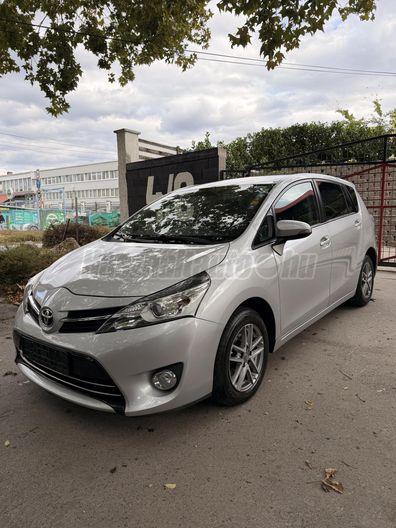 TOYOTA VERSO 1.8 Active [7 személy]
