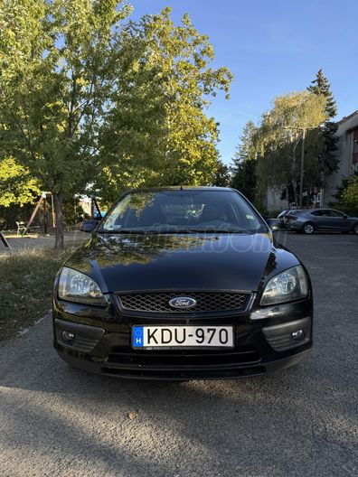 FORD FOCUS 1.6 Sport