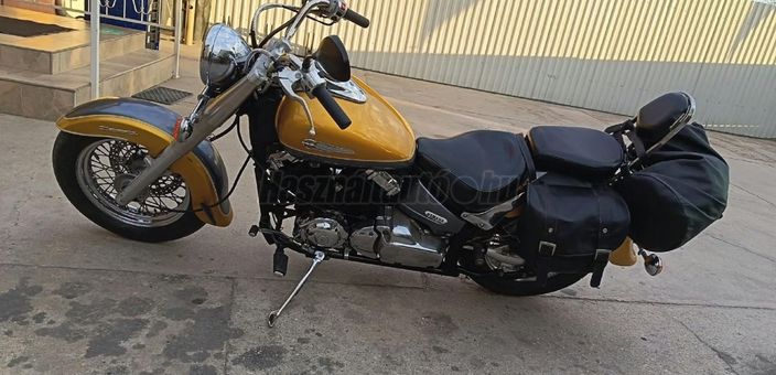 YAMAHA Drag Star 650
