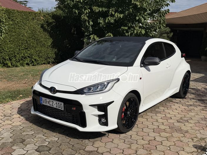 TOYOTA YARIS 1.6 VVT-i GR Sport 4WD