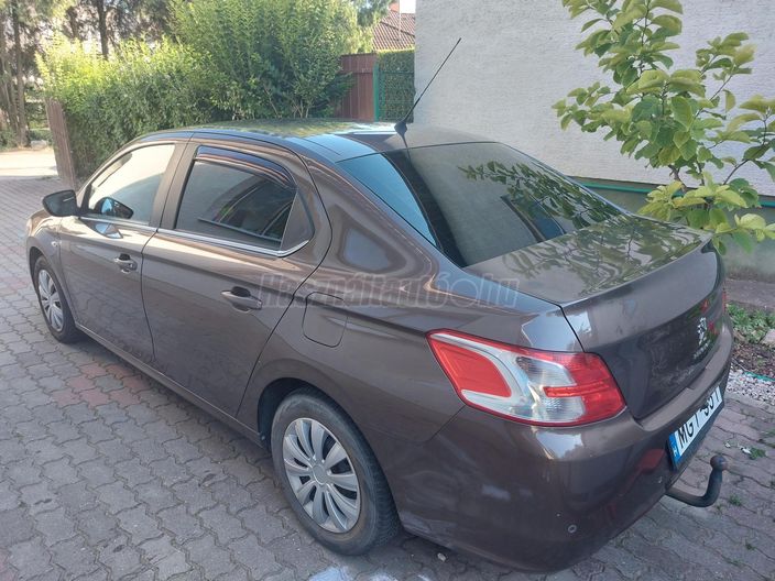 PEUGEOT 301 1.6 HDi Allure