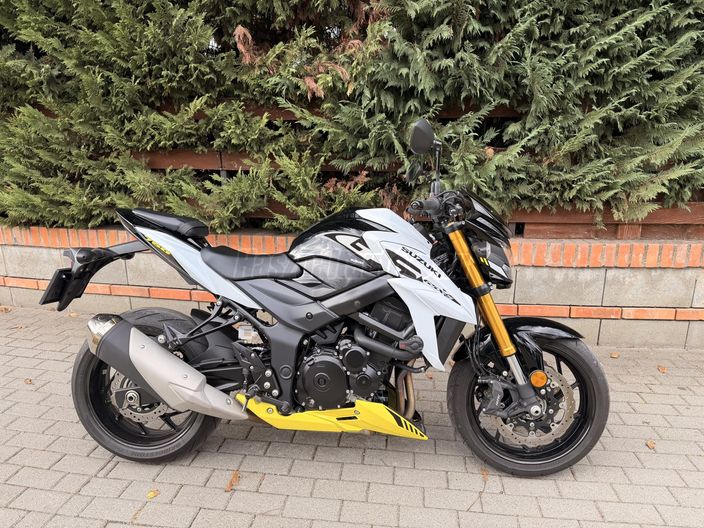 SUZUKI GSX-S 750