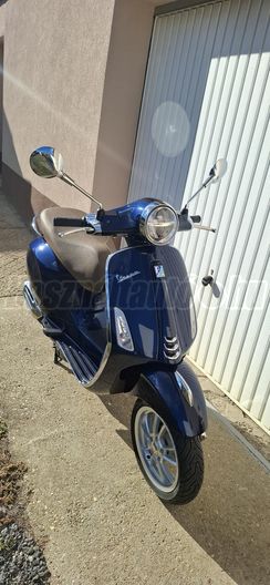 VESPA PRIMAVERA 125 3V