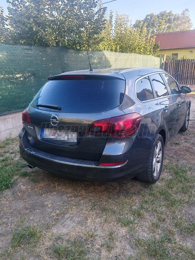 OPEL ASTRA J Sports Tourer 2.0 CDTI Sport (Automata)