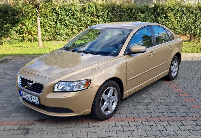VOLVO S40 1.6