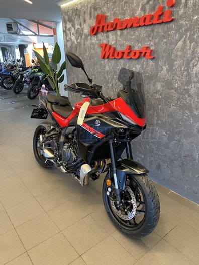YAMAHA TRACER 7