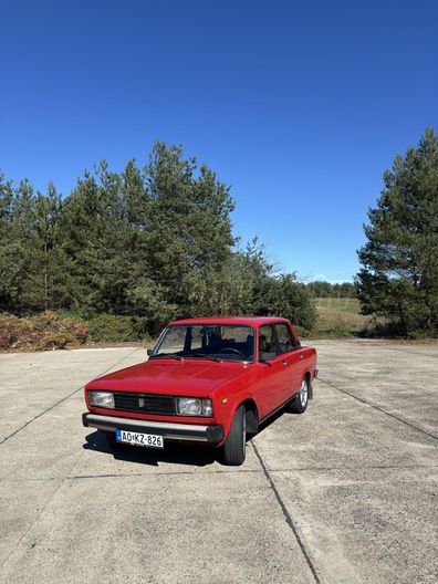 LADA 2105