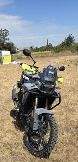 CFMOTO 450 MT