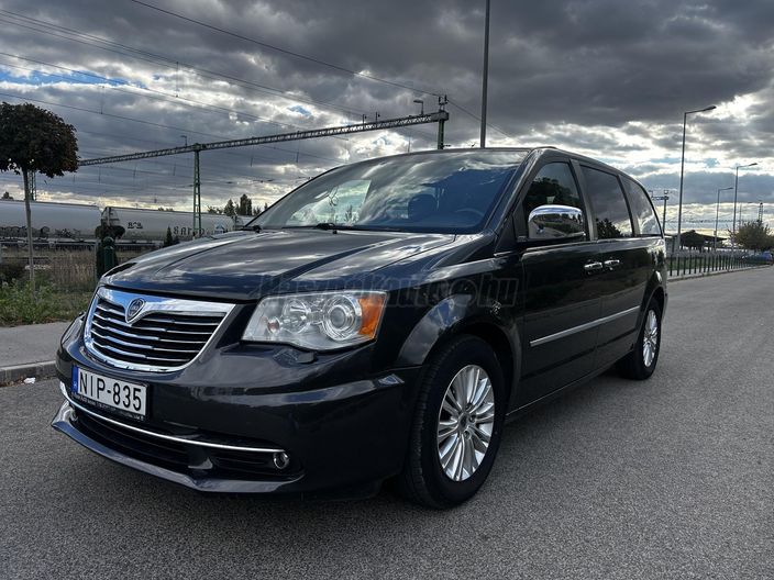 LANCIA VOYAGER 2.8 DS Gold (Automata) (7 személyes )