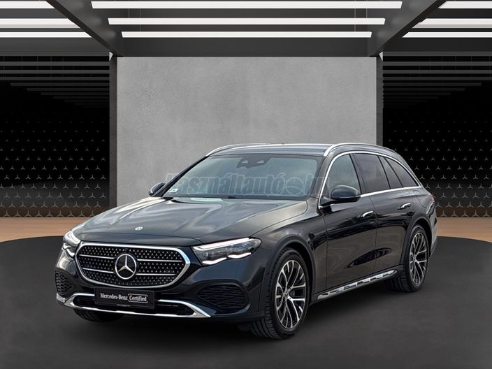 MERCEDES-BENZ E 300 de T 4Matic All-Terrain 9G-TRONIC Plug-in hybrid