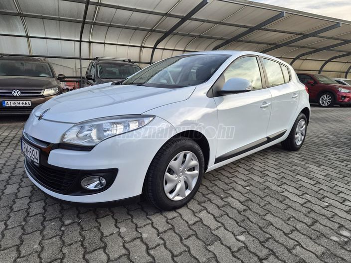RENAULT MEGANE 1.6 Advantage