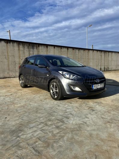 HYUNDAI I30 CW 1.6 CRDi HP ISG Comfort DSG