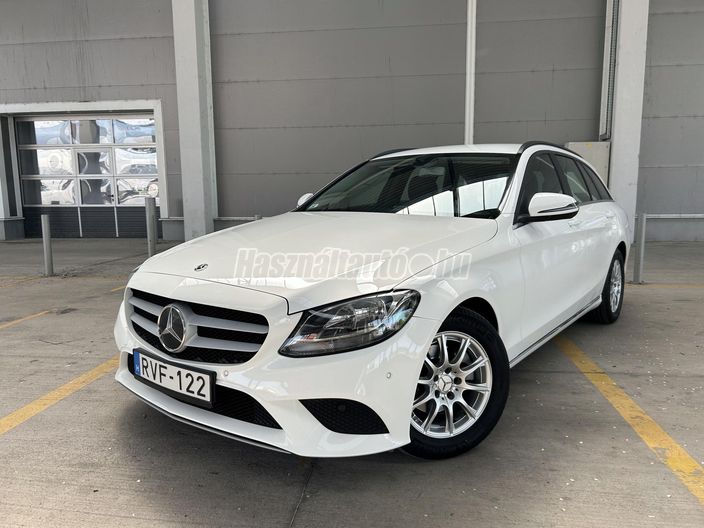 MERCEDES-BENZ C 200 T d 1.6