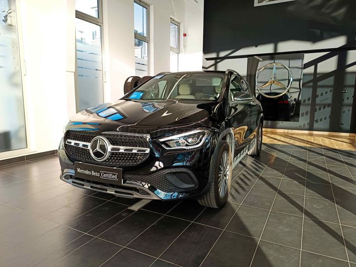 MERCEDES-BENZ GLA 200 Progressive Line 7G-DCT