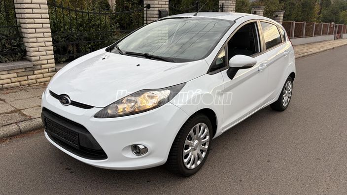 FORD FIESTA 1.25 Champions