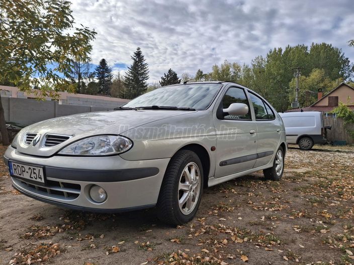 RENAULT MEGANE 1.6 16V Monaco