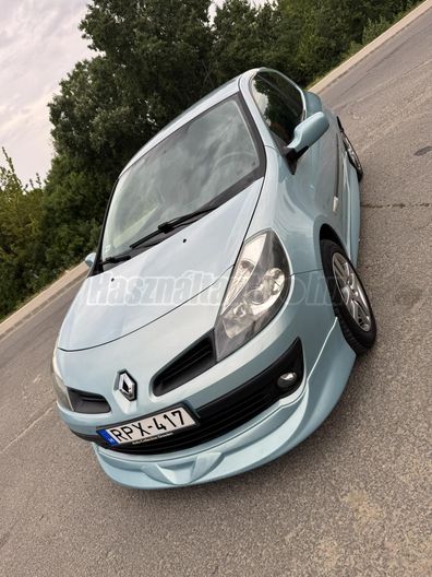 RENAULT CLIO 1.5 dCi Dynamique