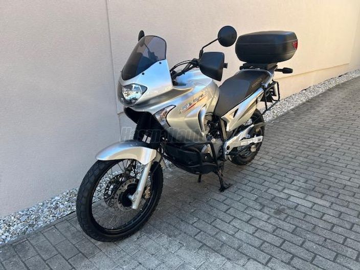 HONDA XL 650