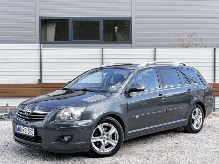 TOYOTA AVENSIS Wagon 2.0 D-4D Sol