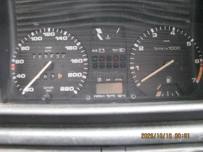 VOLKSWAGEN GOLF II 1.3 (C)
