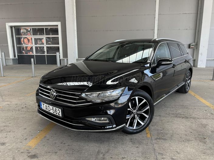 VOLKSWAGEN PASSAT VIII Variant 2.0 TDI SCR Elegance