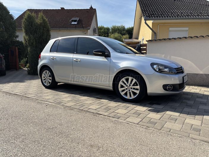 VOLKSWAGEN GOLF VI 1.6 TDi Highline
