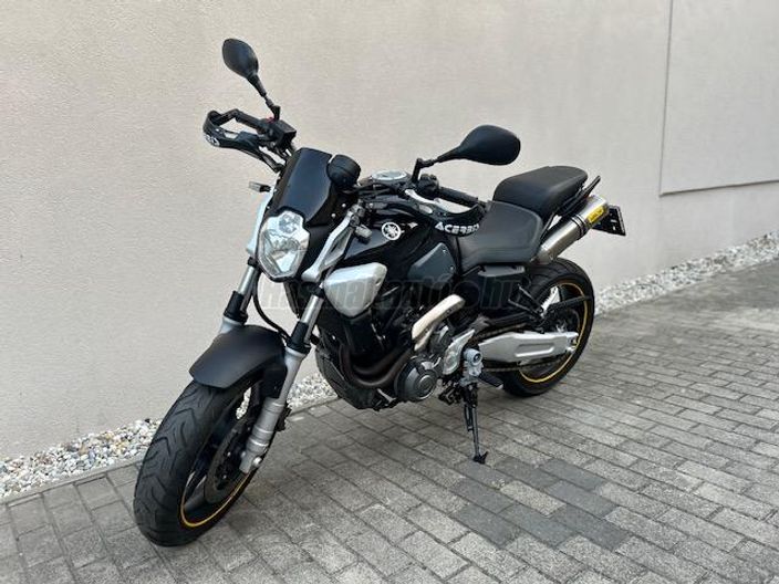 YAMAHA MT-03