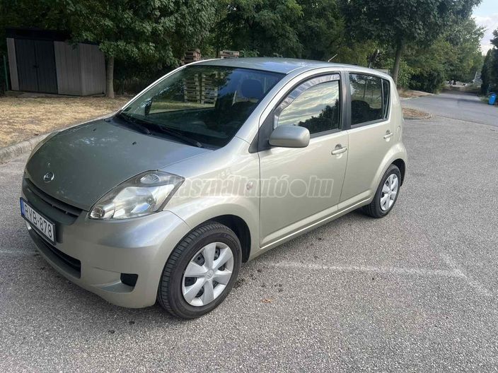 DAIHATSU SIRION 1.0