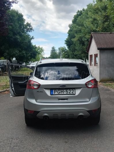 FORD KUGA 2.0 TDCi Titanium