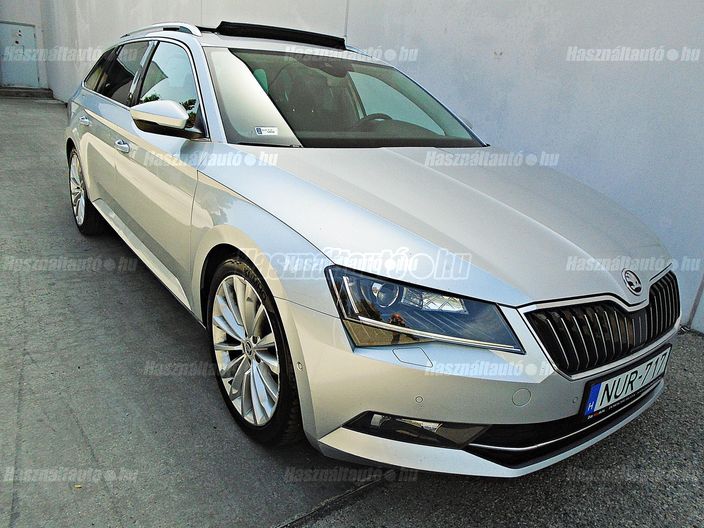 SKODA SUPERB Combi 2.0 TSI Style DSG