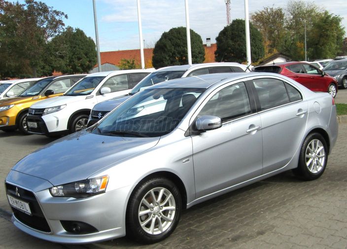 MITSUBISHI LANCER 1.6 Invite EU6