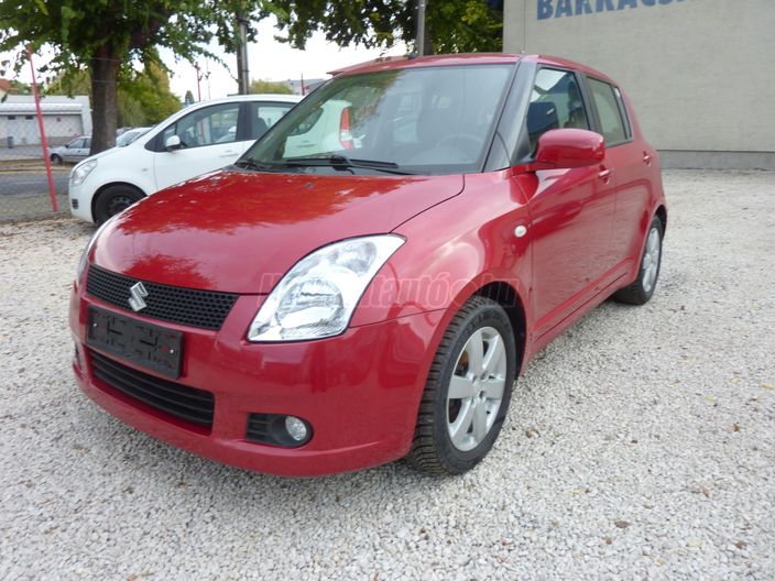 SUZUKI SWIFT 1.3 GLX CD AC