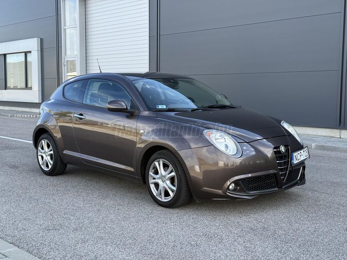 ALFA ROMEO MITO 1.4 MultiAir Distinctive