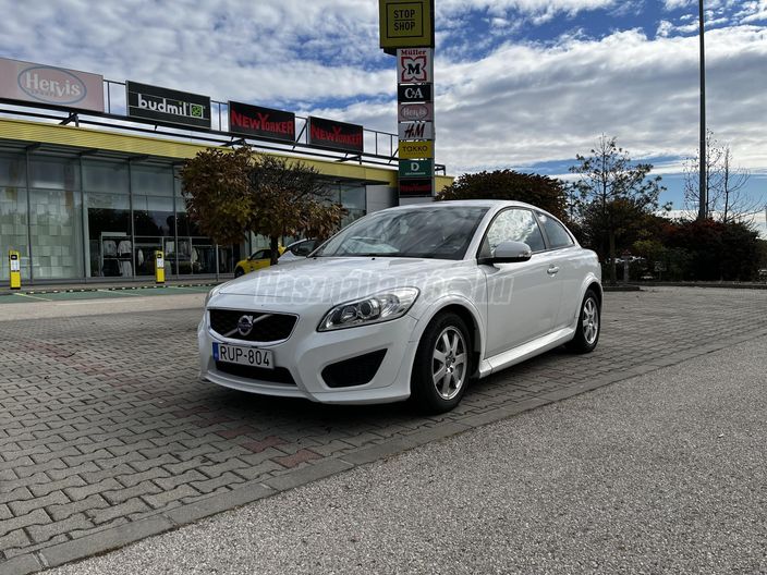 VOLVO C30 1.6 D [D2] Momentum