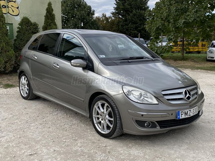 MERCEDES-BENZ B 200