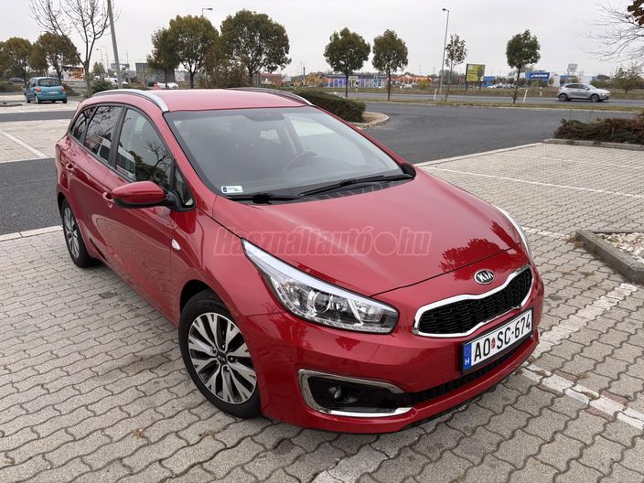 KIA CEE'D SW 1.6 CRDI Silver