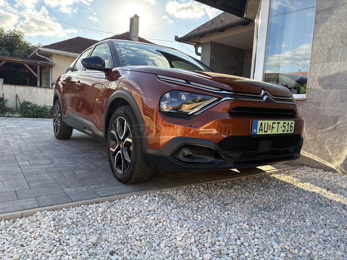 CITROEN C4 e-C4 50kWh Shine