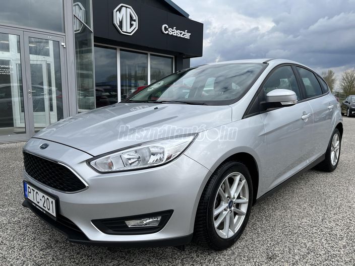 FORD FOCUS 1.6 Ti-VCT Technology Powershift