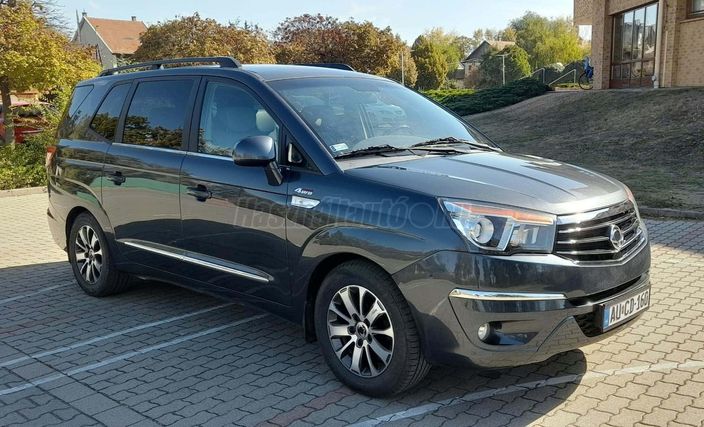 SSANGYONG RODIUS