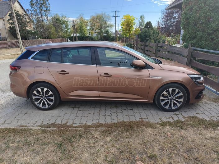 RENAULT MEGANE Grandtour 1.6 E-Tech Hybrid Intens