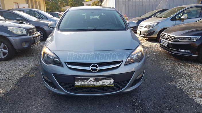 OPEL ASTRA J 1.4 T Cosmo